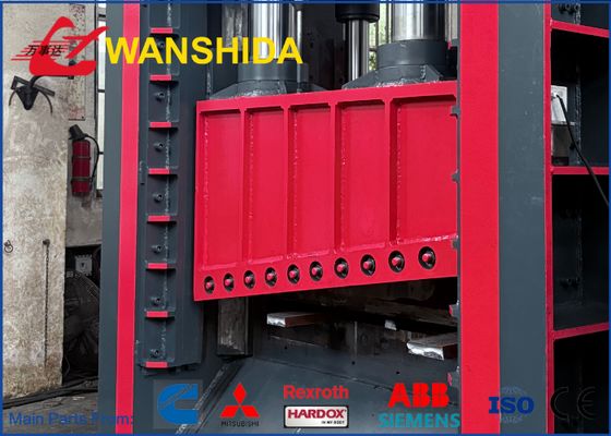 購入 Q43L-4000 6000 × 1400 × 700 mm プレスボックスと1400 mm 厚い混合スクラップ加工用の刃を持つ水力ガントリーシール online manufacture