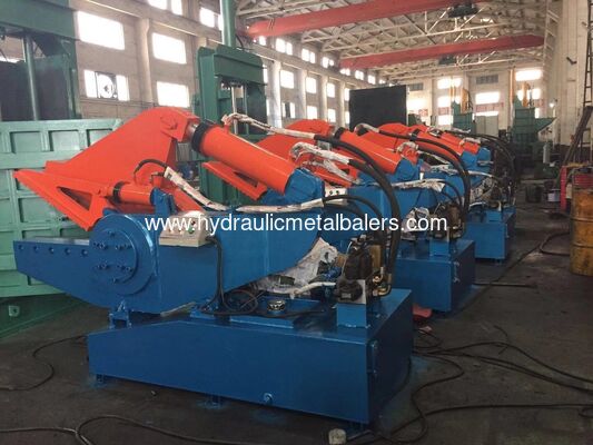 Beli Q43-630 63 Ton Hydraulic Alligator Shear dengan Panjang Pisau 600mm dan Kapasitas Potong Ø30mm untuk Pra-Pemrosesan Gudang Skrap Kecil online manufacture
