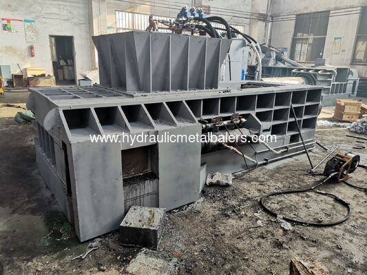 kupować Hydrauliczna prasa do bel o mocy 30 kW, o sile nacisku 1600 kN i dostosowywanym rozmiarze beli, zapewniająca efektywny recykling złomu online manufacture